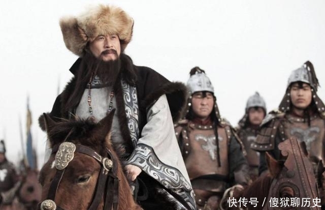  #回鹘#蒙古国将用＂回鹘＂文，它是成吉思汗御用文，与如今蒙文区别较大