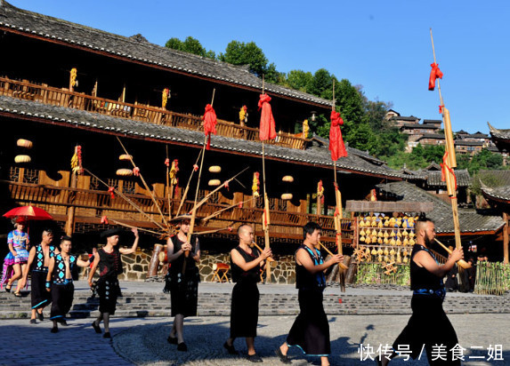 这座日渐衰落的景区让人失望?网友:铜臭味太重!不会再去了!