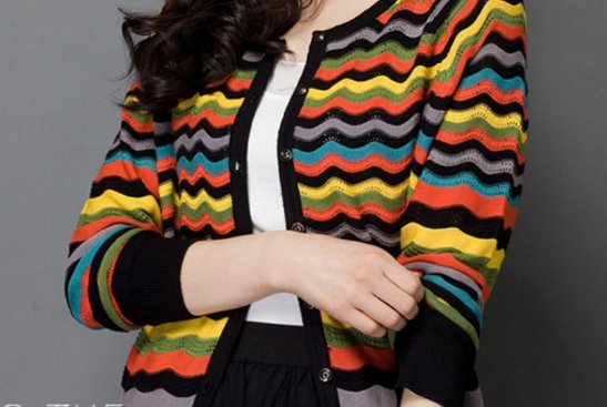 70后女人尽量少穿风衣!入秋流行简约名媛小衫，有气质又上档次