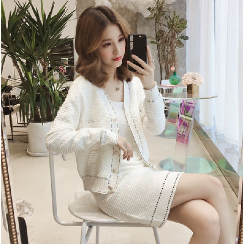 小个子短腿女生，清新娇俏小香风套装，视觉挑高足有10公分