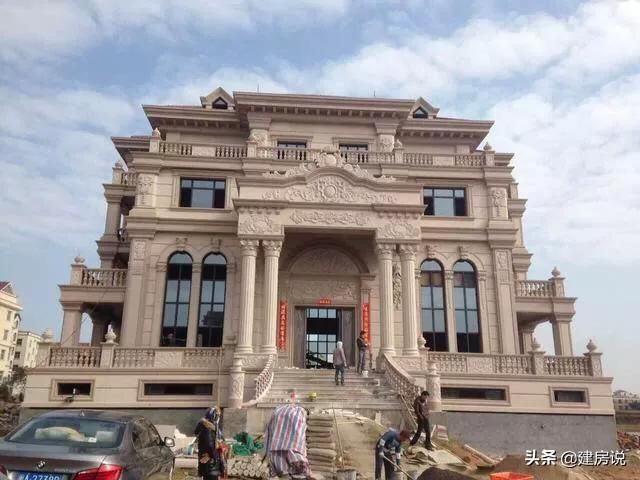 福建农村姑娘回老家过年，看到家家户户建豪华别墅，直言想嫁村里