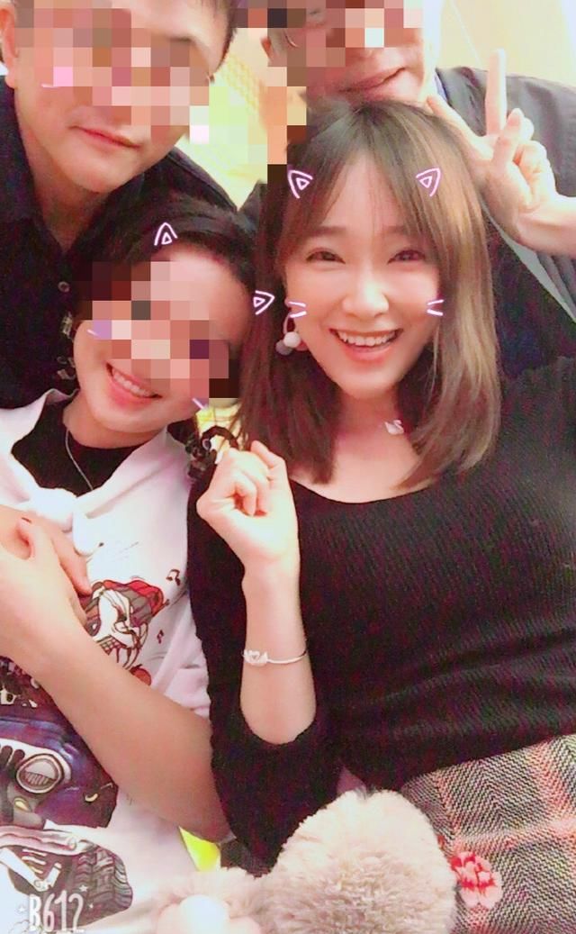 网传王宝强新欢身份大揭秘，微博发文常喊“宝宝”网友：看好你俩