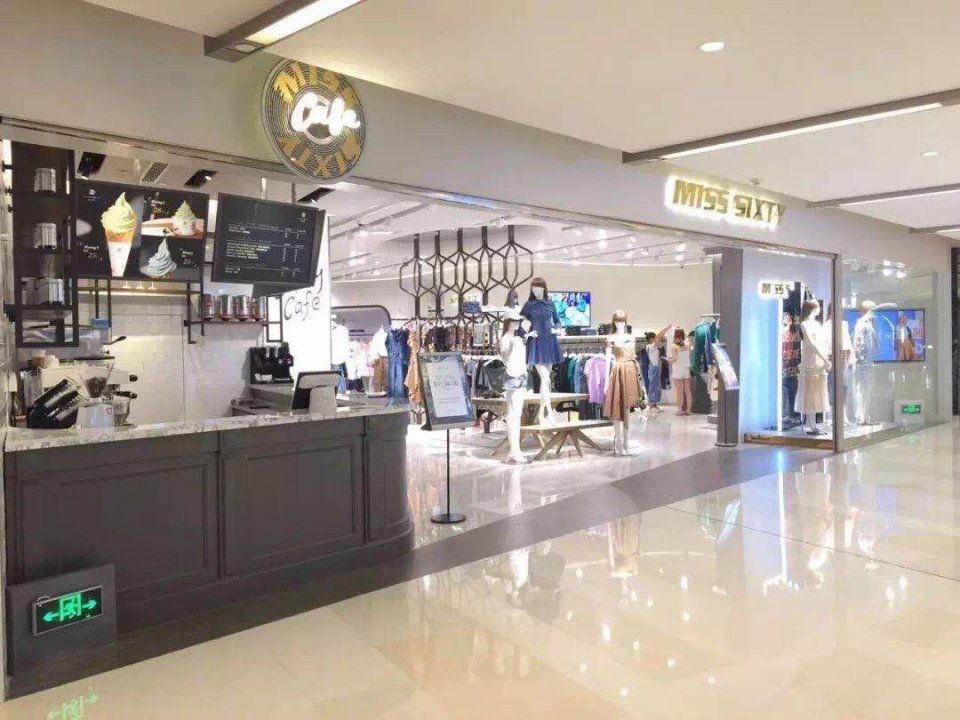 她在衰落之时被温州大佬收购,如今竟然位居女装品牌前列?牛逼!