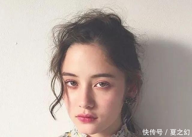  『女生』脸上有这4个特点的女生,是今年最受欢迎的长相!!!