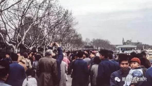 回顾1979年代的中国老照片