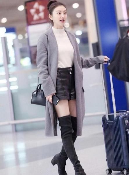 没景甜的大长腿不要穿长筒靴，不然像邓紫棋一样肉都勒出来很尴尬