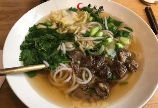  #顶级#京城粉面攻略，汇聚了京城顶级的好粉面，看了谁敢保证不流口水