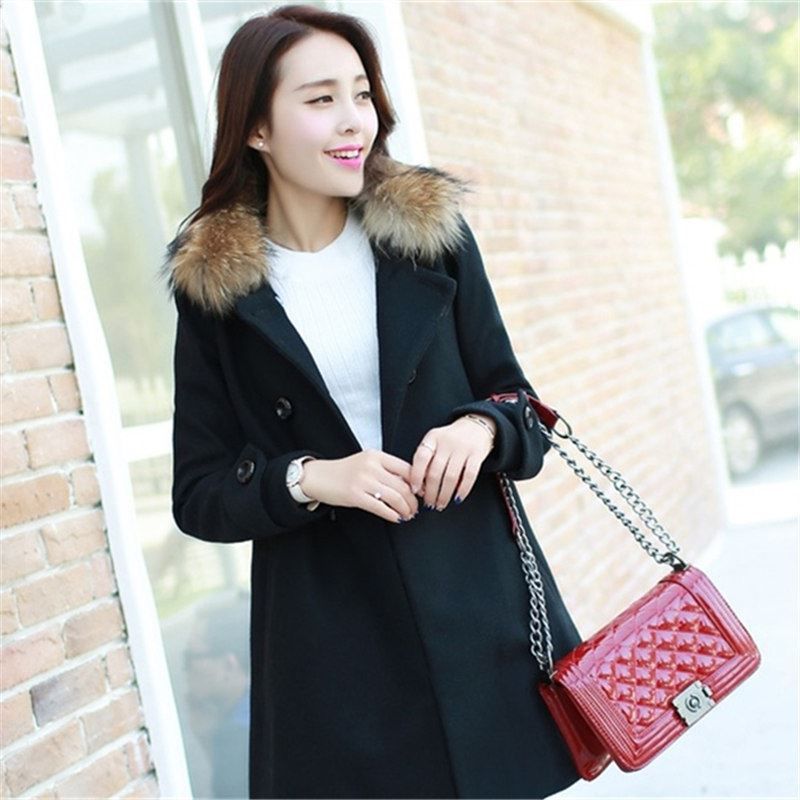 一场秋雨一场寒，今年流行的毛呢外套，简单精致，老婆一下买5套