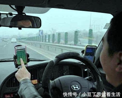 网约车司机不认识路,一路跟随导航走,乘客:就你