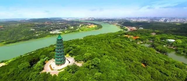 这个隐藏在广西的人间仙境,很多人却因为桂林而错过它