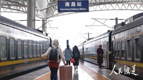 春运总动员！4亿人将乘火车出行，你准备好了么？