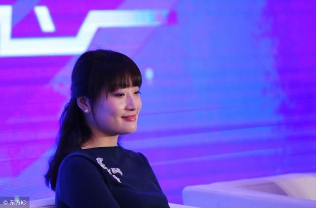 父亲是中国前首富，她回国后拒绝接班，不到5年赚到100亿！