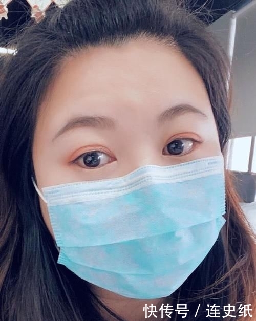 「美女」美女复工后第一次化妆,为保护口罩仅画半张脸,只描眉毛不涂口红