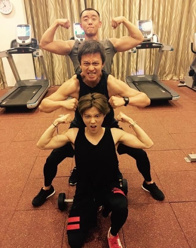 鹿晗退出惨遭导演发飙：为女友不顾剧组心血 大咖助力破谣言！