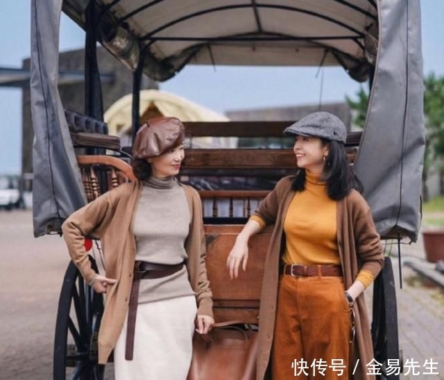 『女人』40岁女人的穿搭是减法,端庄得体,有着岁月的沉淀