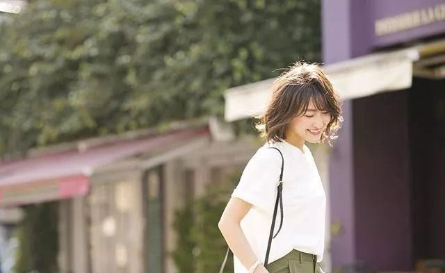  [主妇]日本主妇的穿搭,舒适优雅又减龄,30岁以后,穿出一身美丽与气质