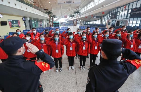  『感谢』湖南、江西援鄂医疗队返程不忘感谢湖北