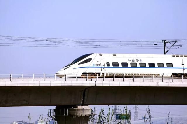 成贵铁路离全线通车更进一步