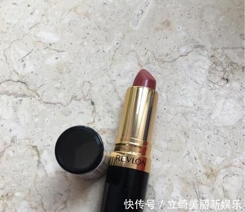  『平价』超喜欢的平价系口红：得鲜水润，卡拉泡泡顺滑，露华浓是老网红了