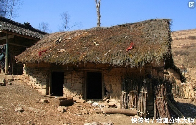 为什么有穷算命,富烧香的说法?运势不好看看