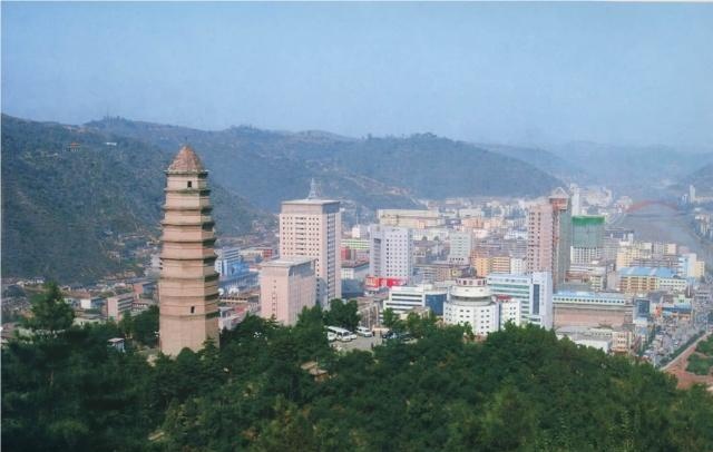 我国最狭窄的城市，最窄只有300米，网友：真正的“一线”城市