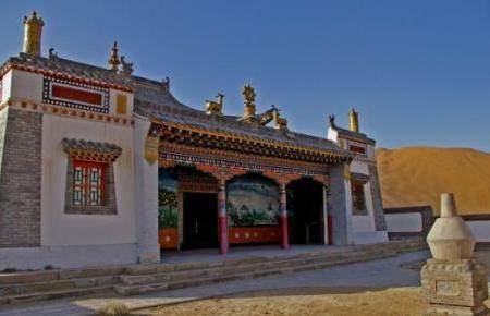 沙漠中心最孤独的寺庙，两百多年时间，现在只有一人在此坚持守护