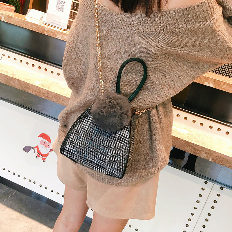 精致女人出门都需要一款包包，这几款时尚百搭，一年四季都能背