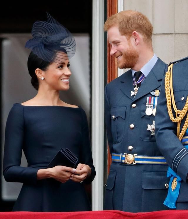 梅根爱一线名牌狂穿新衣被狠批!两个月置装费超越凯特王妃一整年