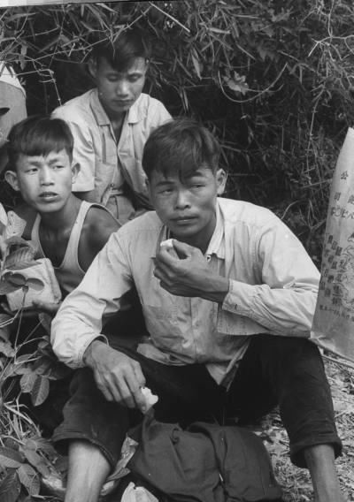 老照片，1962年自然灾害10万人逃往香港
