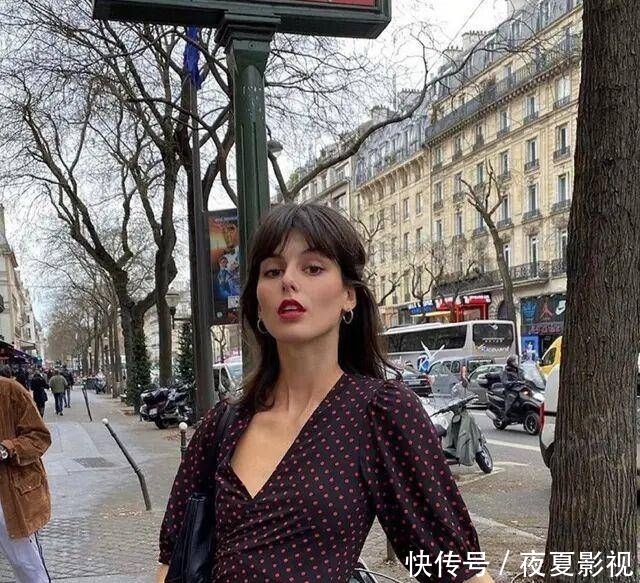  「浪漫」风情万种的法式穿搭，浪漫又有情调，你也可以变成优雅女人