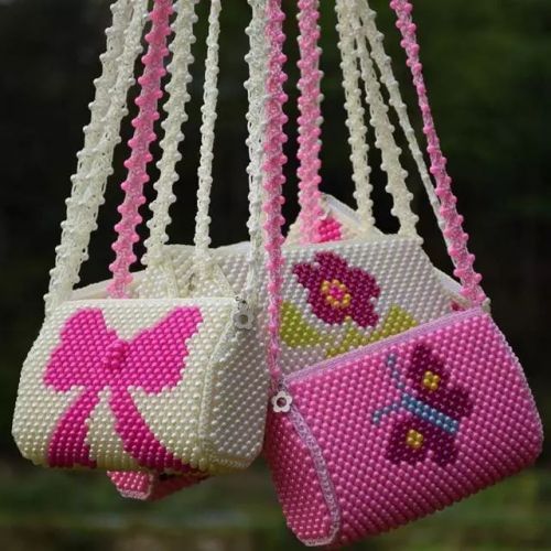 配饰 马思纯背上土味串珠包，这土味你背吗？