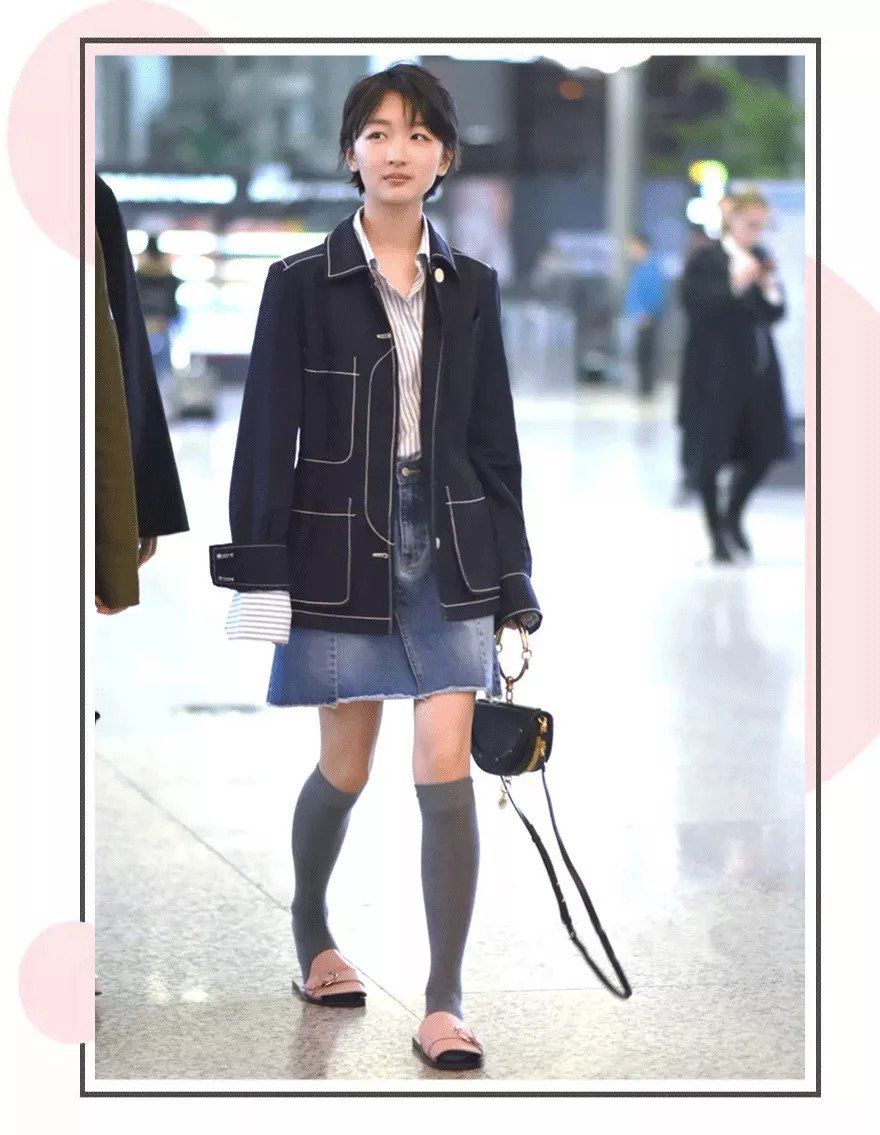 露脚踝过时了?今年秋天露袜子才是真时髦!