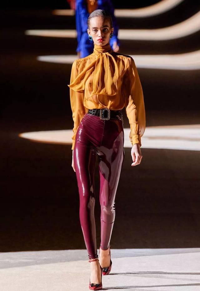  『系列』一场关于女性自我解放的革命：Saint Laurent 2020秋冬时装系列！