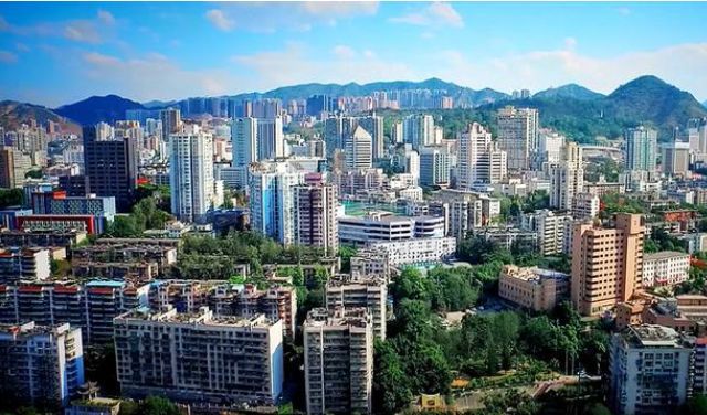 四川最“有钱”的城市，人均收入高达9万多，却仅为五线城市