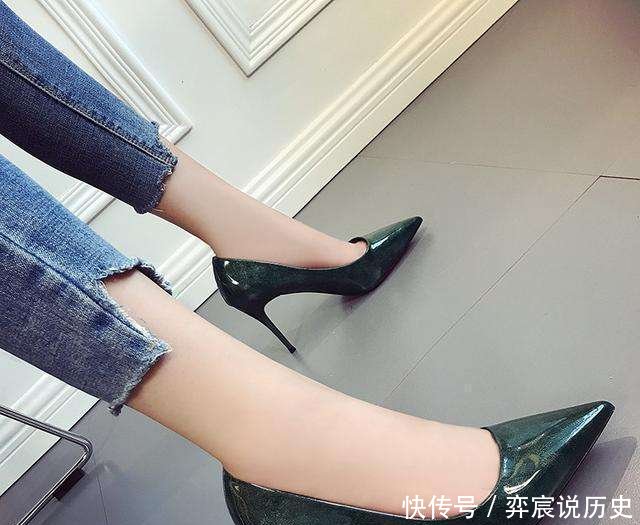  女性■高跟鞋打造出一个职场新形象, 让你更加的自信, 干净和利落!
