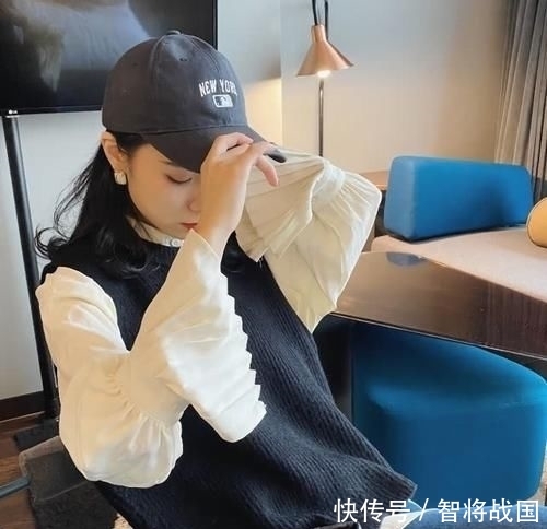  『初春』最近火了一种初春搭配，减龄又有气质，120斤都能穿出女神范儿