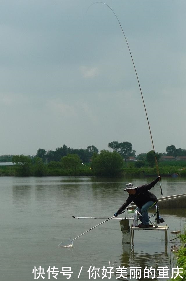 『钓越小』我钓鱼几乎不空军,主要是因为我会捡漏,而现在正是时候……
