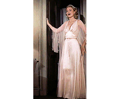 女生穿裙子为啥拉链要设在后面!增添“情趣”吗?答案让人意外!