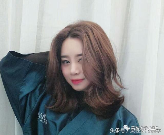 秋天发型这样烫最美，最优雅，最自然，时尚！