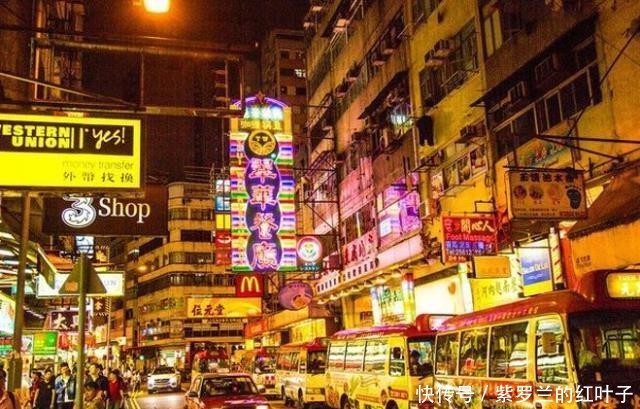 东方明珠的香港,为什么没人用移动支付?导游告诉你真相!