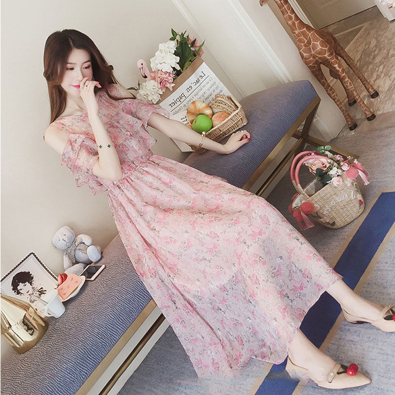 这么洋气的秋裙头次见，原来今年流行这么穿，确实美