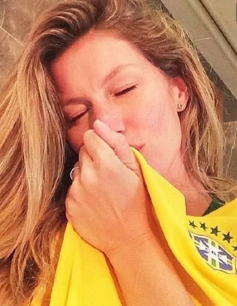 一支史上最“辣”啦啦队，巴西的超模啦啦队，满屏都是大长腿！