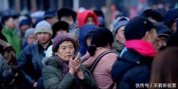  「取消」呼吁取消老年公交卡的声音越来越多,这是为什么呢你怎么