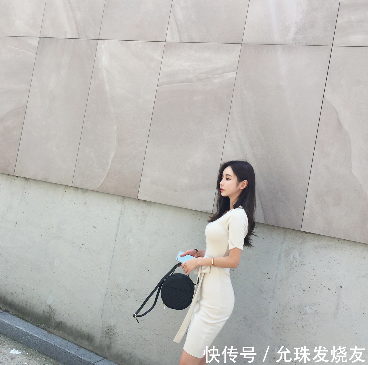 美腿物语：孙允珠简约古茶撞奶休闲衣裙