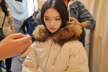 林允小号爆料某节目组让自己背锅，网友都劝她删博!