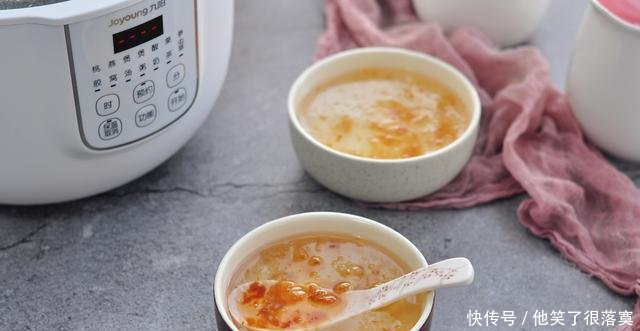  『将雪燕』“天然玻尿酸”被找到，早晚吃一点，补水抗皱，小脸顺滑又水润！