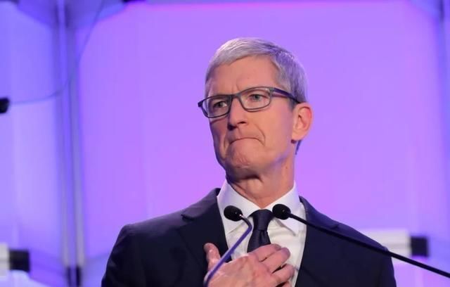 『恭喜』2020 iPhone SE: 正式恭喜你!