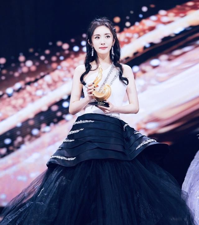 杨幂杨颖对付刘亦菲