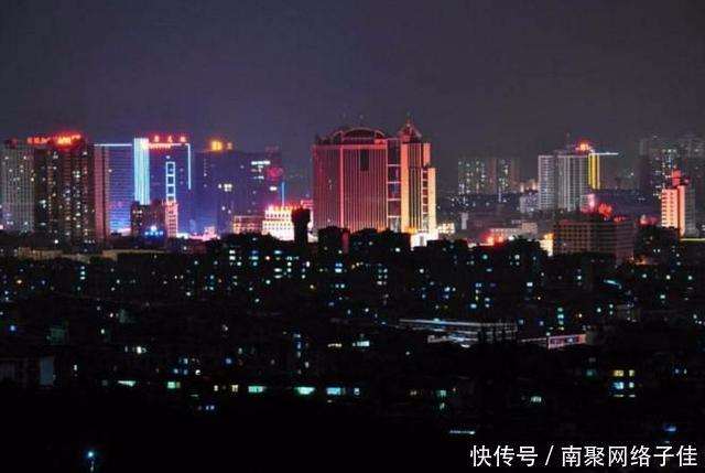 湖南面积最大的地级市, 拥有高铁和机场, 经济却不发达