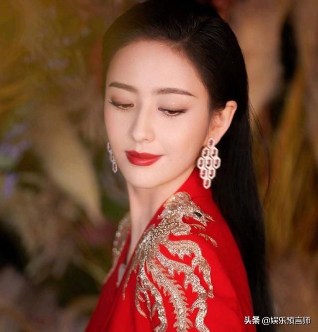  露出额头@被刘海封印了美貌和俊朗的明星们，去掉刘海秒变“盛世美颜”